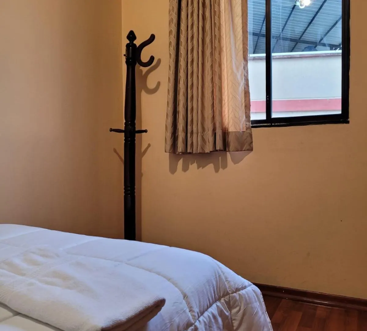 Casa Colon Quito Bed & Breakfast Hostel