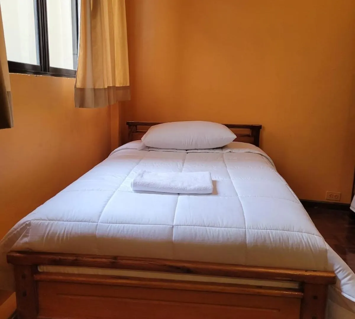 Casa Colon Quito Bed & Breakfast Hostel 0*,  Ekwador