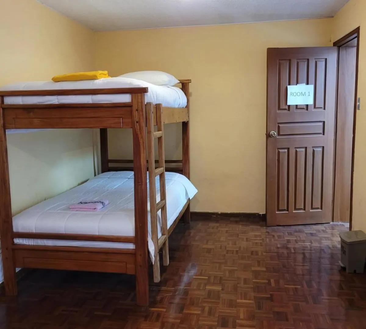 Casa Colon Quito Bed & Breakfast Hostel